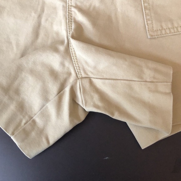 GAP Mom Shorts. High waist Khaki shorts for women, Sizes 14, NWOT. - Picture 4 of 13